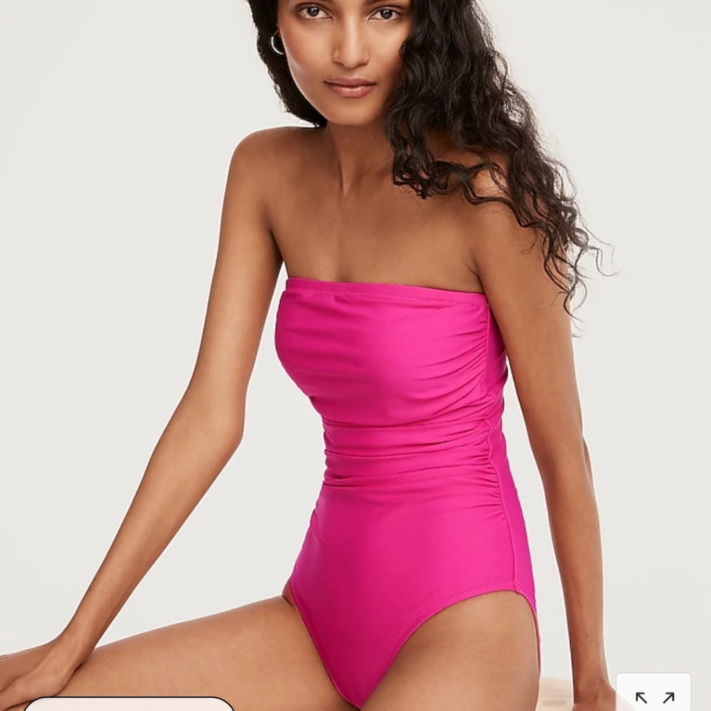 Strapless Ruched One-Piece Swimsuit - Hot Pink